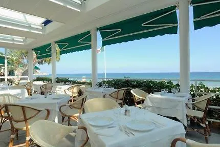 Hotel Beau Sejour 3*